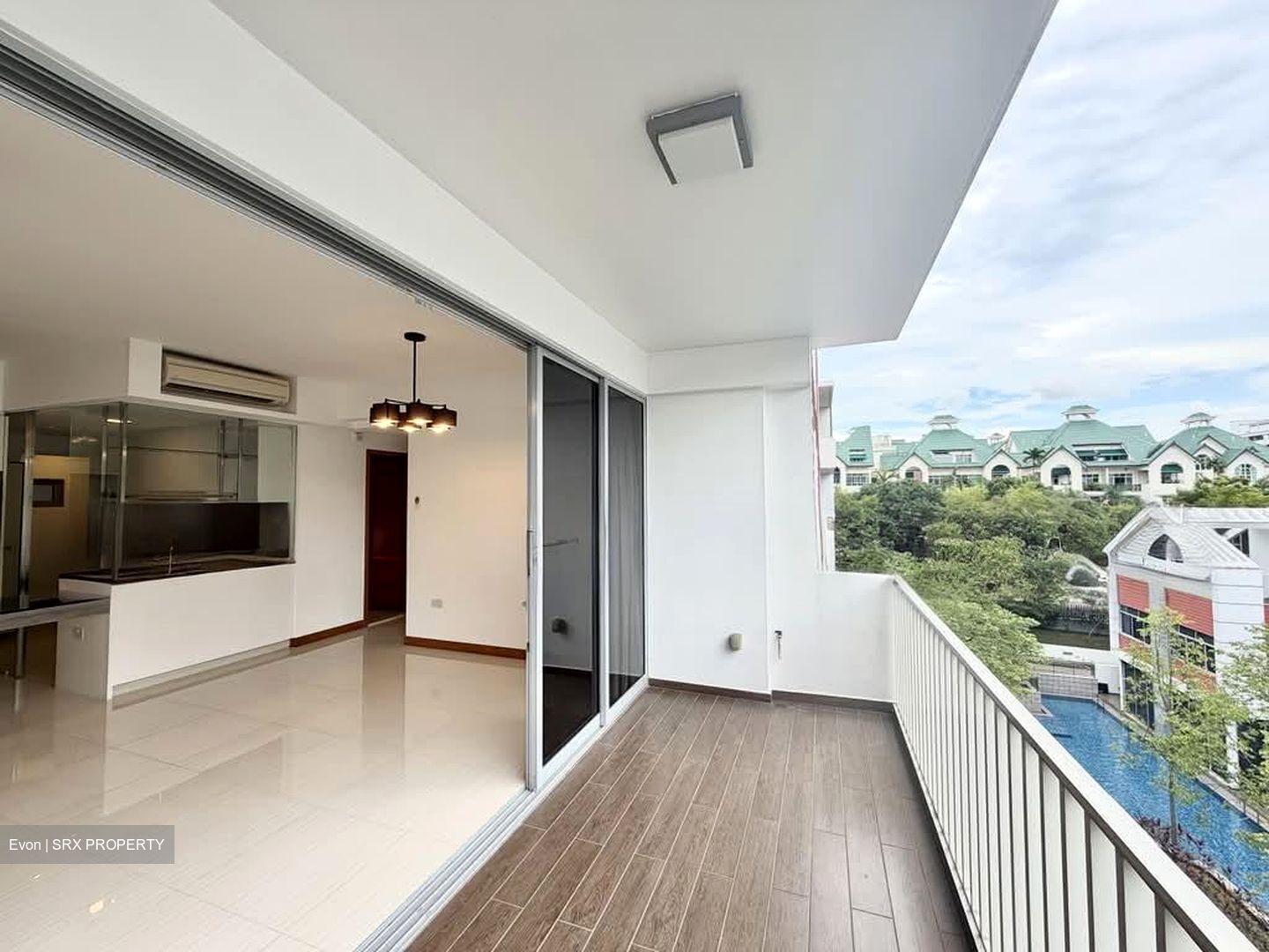 Woodhaven (D25), Condominium #565536591